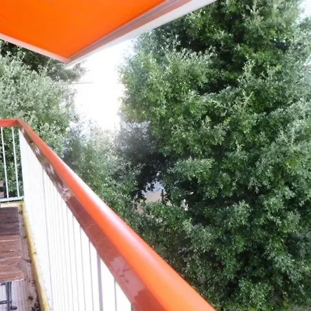 Bel Air - Location De - - Proximite Et Quartier De La Gare Mae-3551