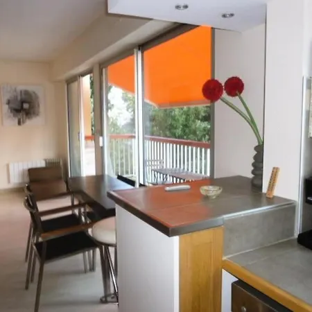 Bel Air - Location De - - Proximite Et Quartier De La Gare Mae-3551